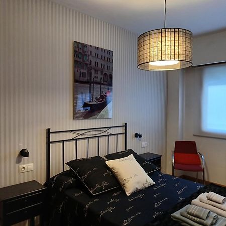 Apartamento María Belkis Ourense Exterior foto